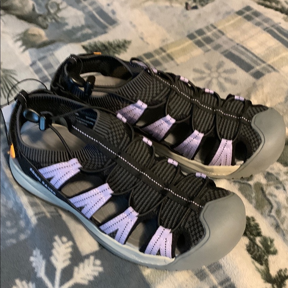 Eddie Bauer Black and Purple Women's Sandals